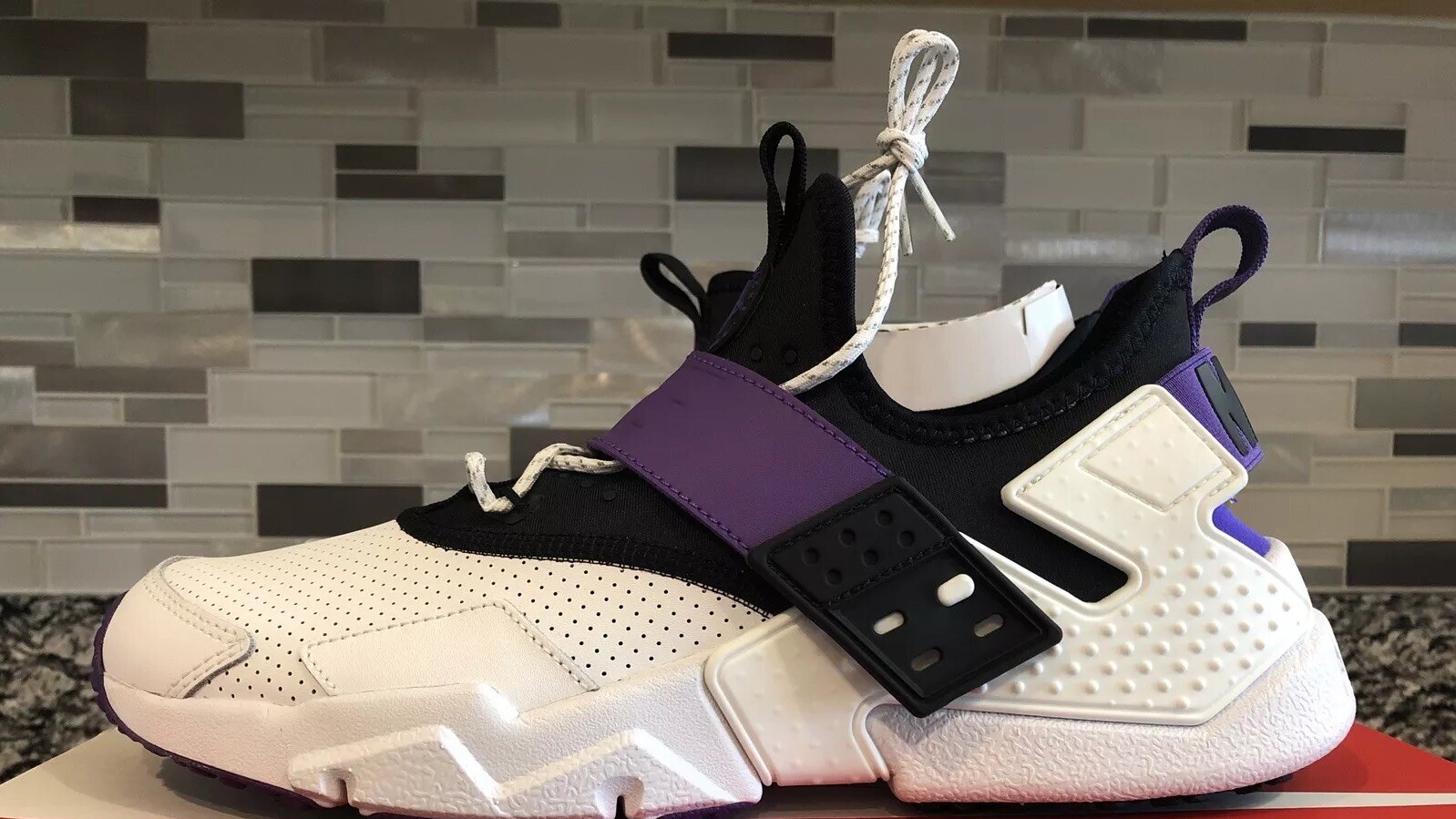 nike air huarache drift purple