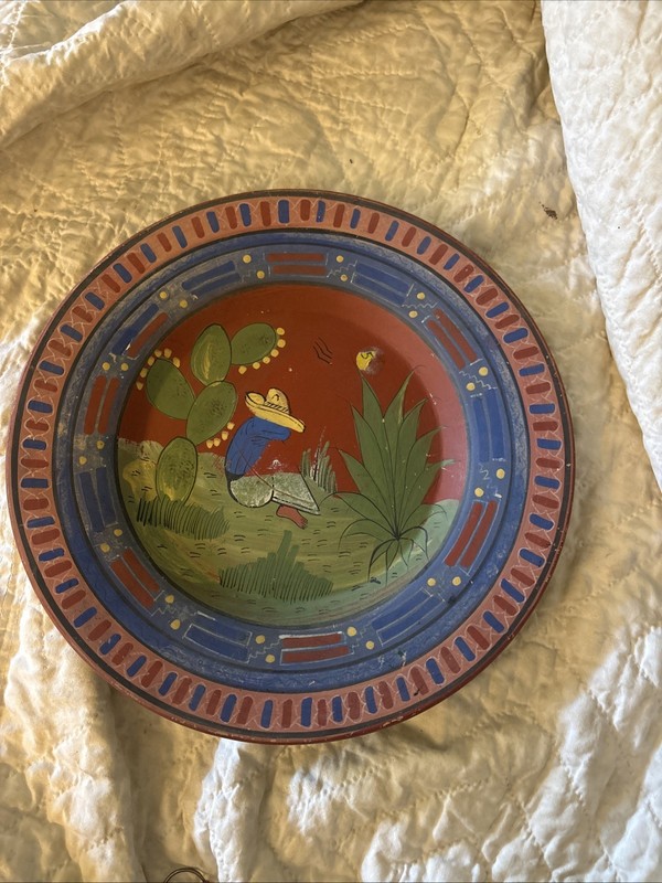 Tlaquepaque Pottery Plate Mexico 11 3/4 with Hanger Made In
