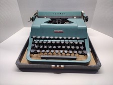 Underwood Leader Golden Touch Manual Portable Typewriter W/Carrying Case Works thumbnail