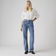 Levi's  Premium 501  '90s Women's Jeans, Shout Out Stone - Medium Wash  NEW