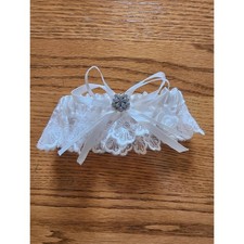 NWOT White Floral Lace Embellished Wedding Garter Bride Bridal