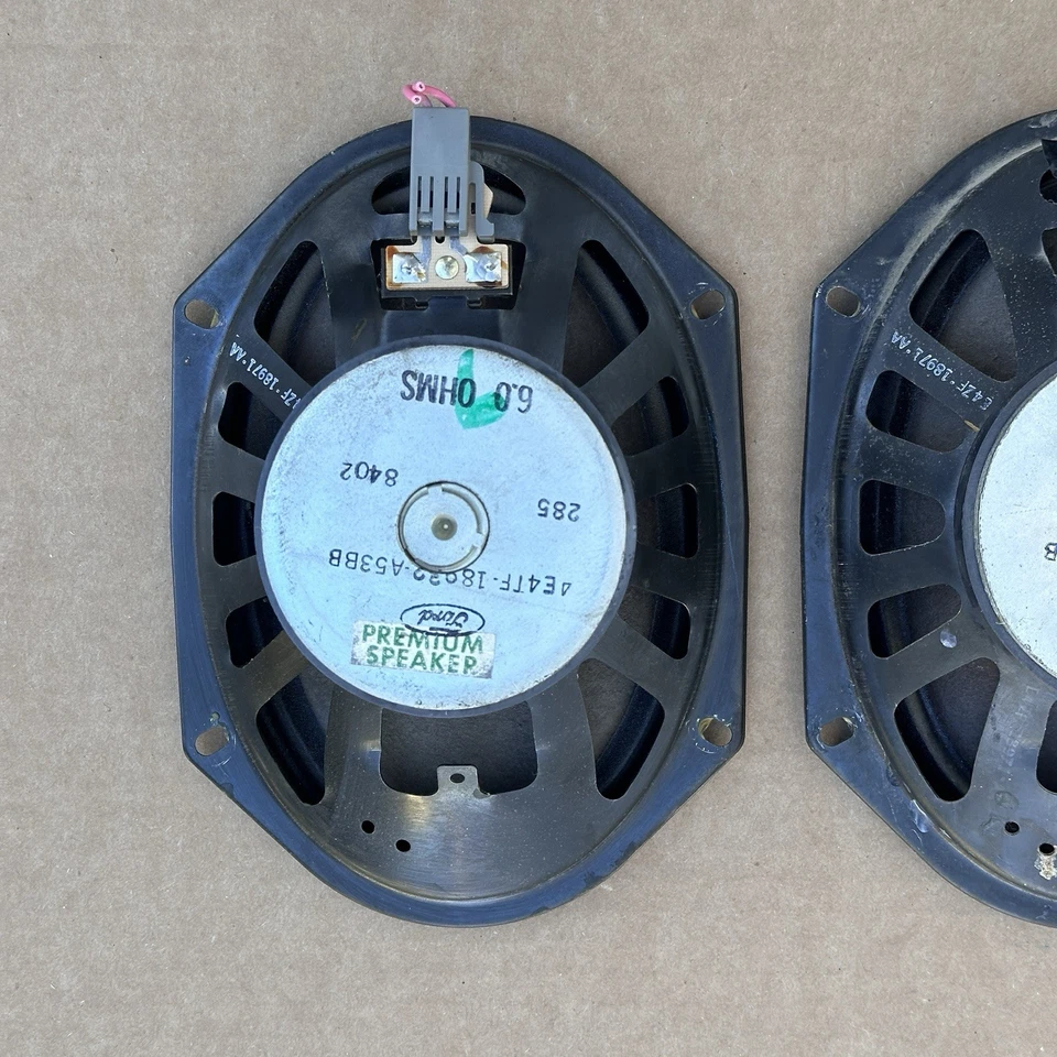 Juego de altavoces traseros 1980 1981 1982 1983 1984 1985 1986 Ford F150 F250 Bronco OEM Foto 3 de 4