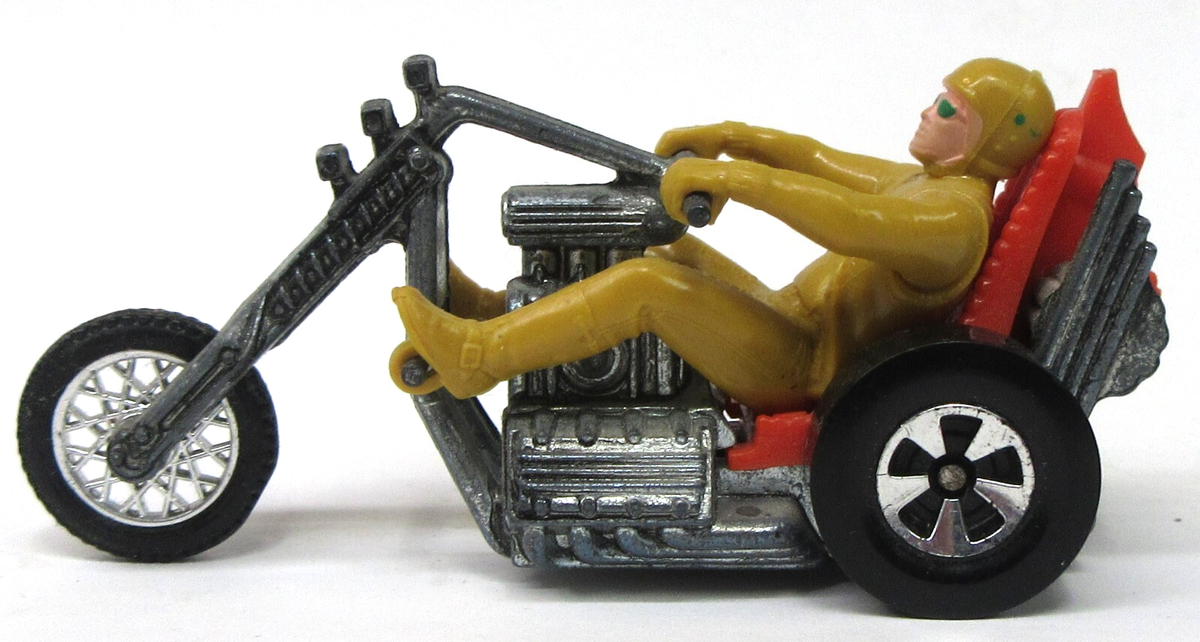 Hot Wheels Rrrumblers TORQUE CHOP orange w/helmeted rider