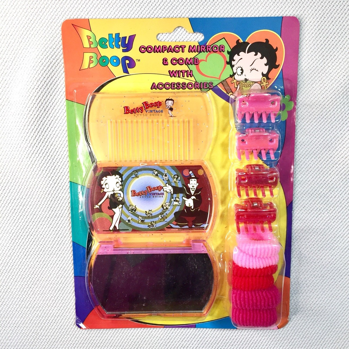 Betty Boop Girls Hair Accessories Set 2006 Compact Mirror Comb