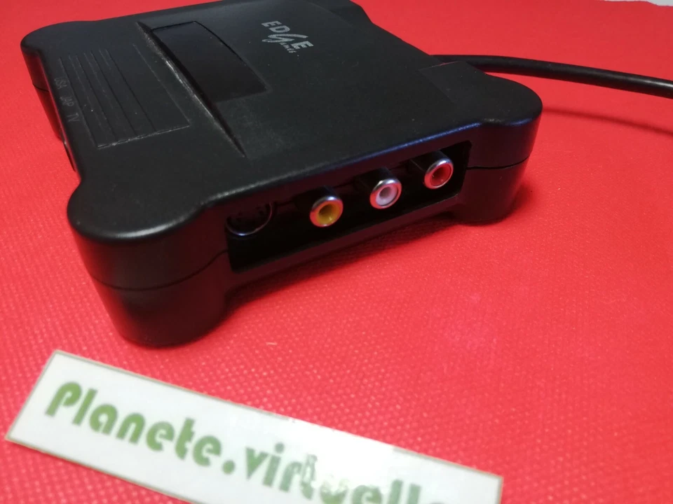 EDGE GAMES DC VGA BOX SERIE DREAMCAST 🙂 - Immagine 2 di 4