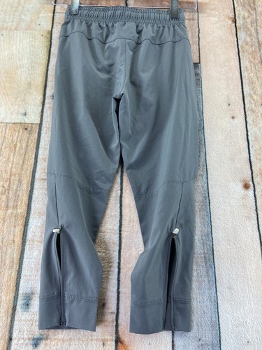 Umbro Soccer Track Jogger Pants Youth Kids Size XS 4/5 Gray Zip Legs - Picture 10 of 13