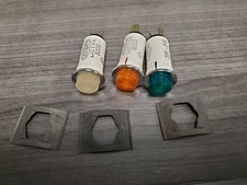 3 Leecraft 3200 Snaplight 28V .04A  Incandescent Panel Light with tinnernman nut