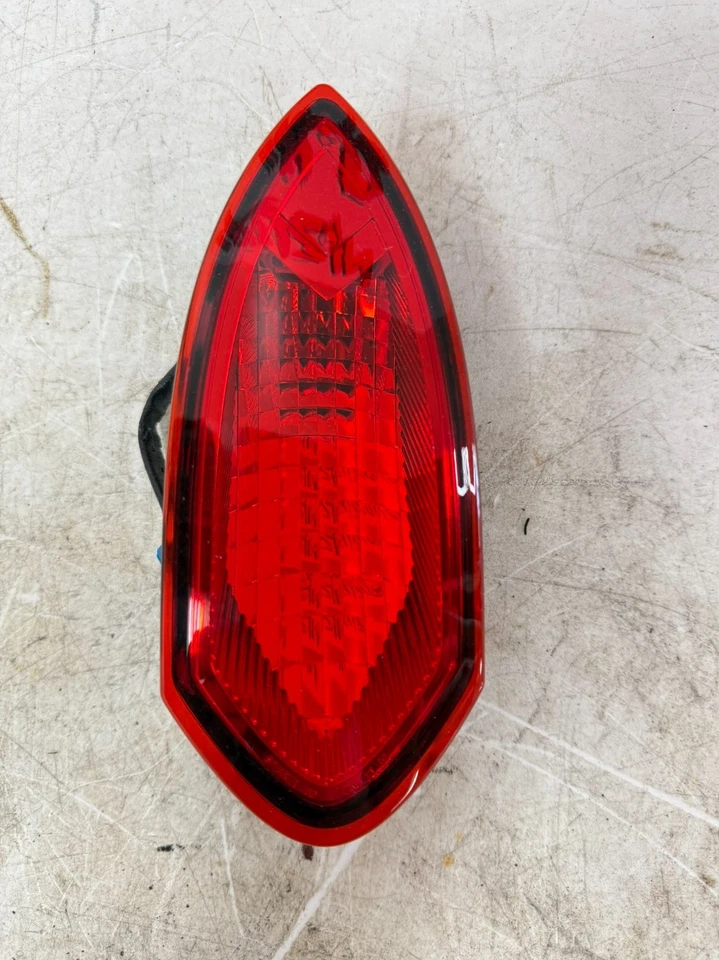 2007 Victory Kingpin OEM Rear Brake Light Lamp Lens Taillight Tail Light 5854560 - Image 2 of 4