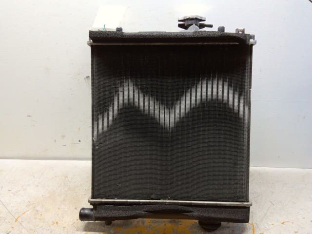 SUZUKI Cervo 2006 DBA-HG21S Radiator [Used] [PA126964548] | eBay UK