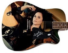 Shelly Fairchild Signed 1:1 Signature Edition Graphics Photo Guitar ACOA