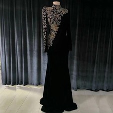 Luxury Black Evening Gown with Simple Embroidery, O-Neck Long Sleeve Train Dress