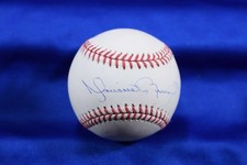 Mariano Rivera Rookie Cards and Memorabilia Guide 48