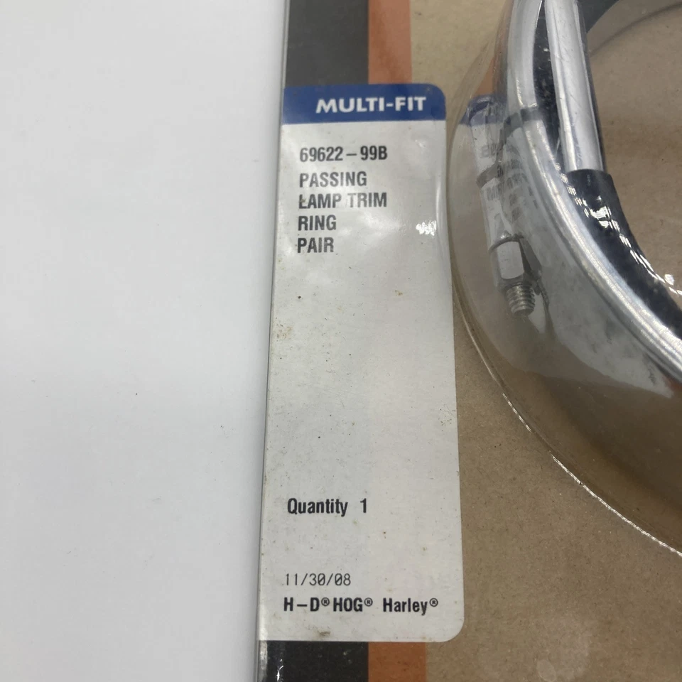 Par de anillos cromados para lámpara de paso Harley Davidson 69622-99B Foto 2 de 4