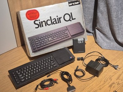 Vintage SINCLAIR QL computer WORKING French