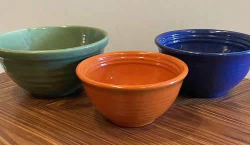 Vintage Bauer Pottery Mixing Bowls-Set of 3- #12,18,24-Green, Blue, Orange
