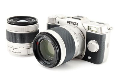 PENTAX Q10 12.4MP DSLR Camera Silver w/ 5-15mm 15-45mm 02 06 