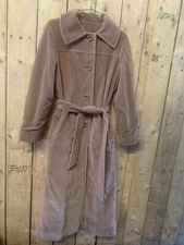Women’s Small Vintage Beautiful Betty Rose Tan Trench coat With Belt