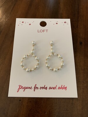 Loft Gold Tone Pearlized Pearl Wreath Dangle Hoop Drop Earrings NWT Wedding
