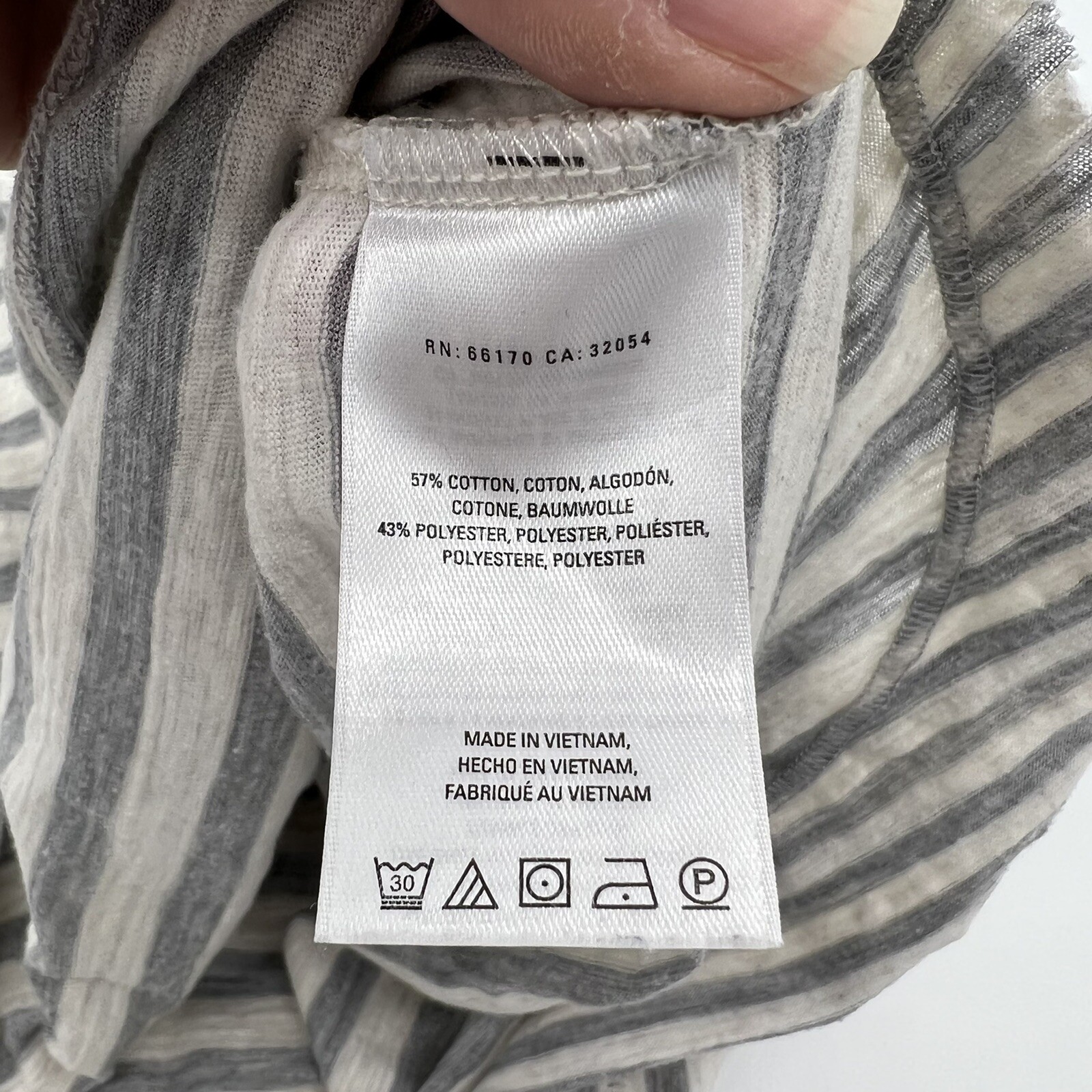 Anthropologie Postage Stamp Gray White Striped long s… Gem