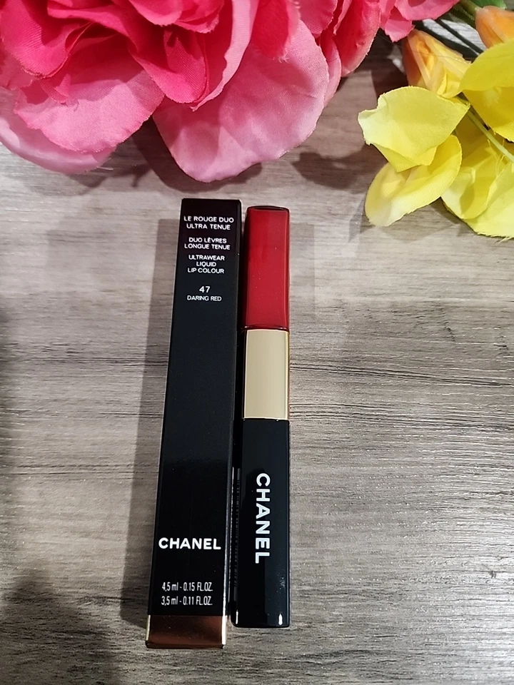 BNIB CHANEL LE ROUGE DUO ULTRA TENUE IN 47 - DARING RED $48 - Image 2 of 4