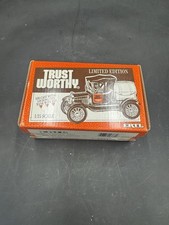 Ertl Trustworthy 1918 Ford Barrel Bank 1/25