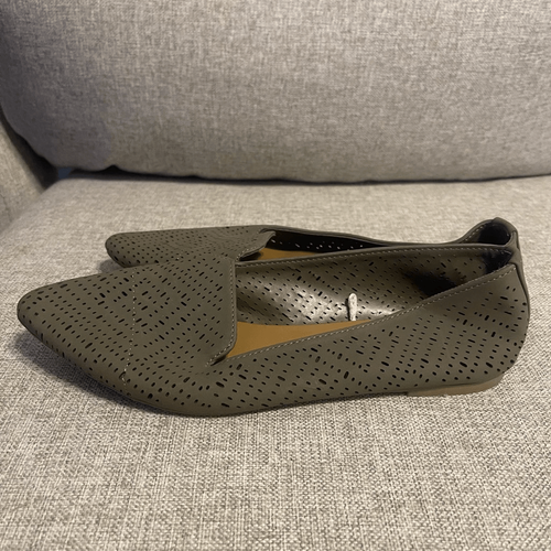 Seychelles Anthropologie Green Perforated Laser Cut Flats Womens Size 7W
