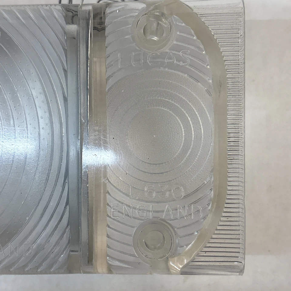 Austin A55 MK II Morris Oxford Series V NOS Lucas L630 Front/Side Indicator Lens - Image 3 of 4