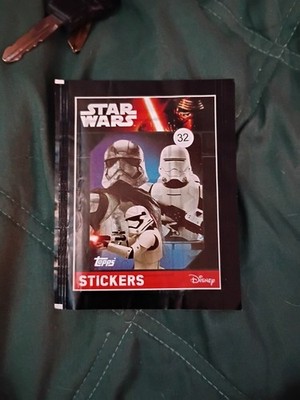 (1)Topps Collectible Stickers Pack - Star Wars The Force Awakens -multi Lingual