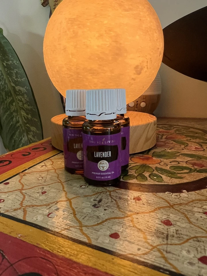 Aceite esencial de lavanda Young Living 15 ml (NUEVO) Foto 2 de 3