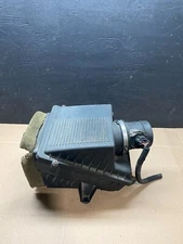 2007 Chevrolet Tahoe 5.3L Engine Air Filter Cleaner Box OEM F3512 DG1