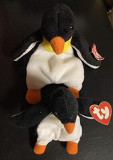 TY Waddle the Penguin Beanie Baby W/ Matching Teenie Beanie. 1995