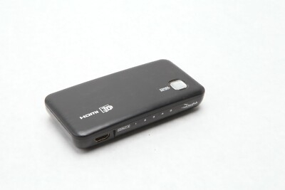 Rocketfish 4 Port Selector, HDMI 3D Model RF-G1185 NO REMOTE NO PWR CORD D11b