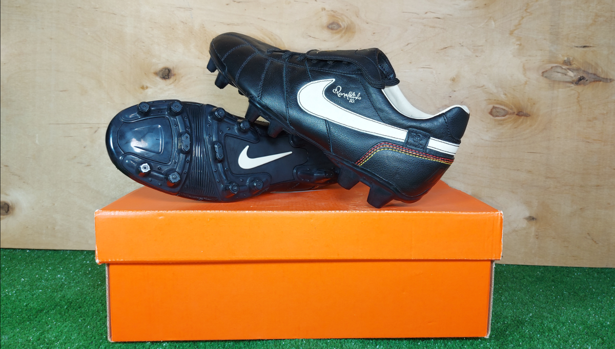 Nike Tiempo Guri FG 315286-027 Black boots Cleats mens Nike Tiempo Guri FG 315286-027 Black boots Cleats mens