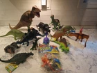 Large lot of Vintage dinosaurs 25 items toy play collect brontosaurus triceratop