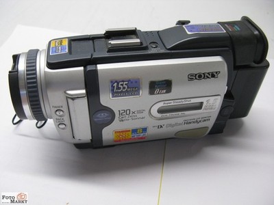 Sony Mini-DV Camcorder Handycam DCR-TRV 30E