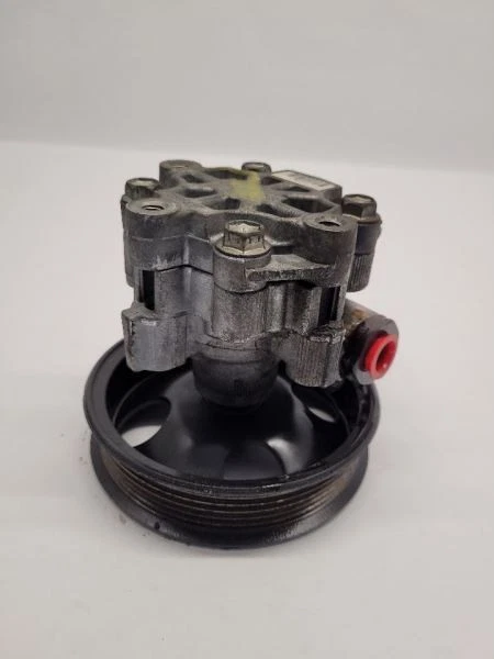 Bomba de dirección asistida Cadillac SRX 2010-16 3,6 L Foto 4 de 4