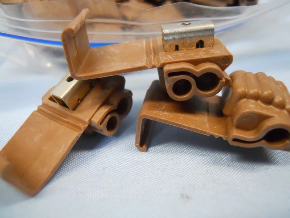 (50) 3M Scotchlok 567 Self-Stripping Electrical Tap Connector BROWN - Made USA! - Image 3 of 4