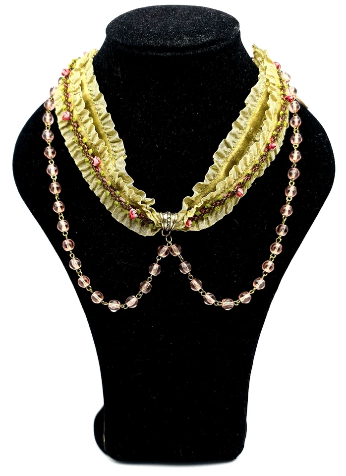 Hermoso collar gargantilla de tela vintage de Michal Negrin con cuentas rosas único Foto 3 de 4