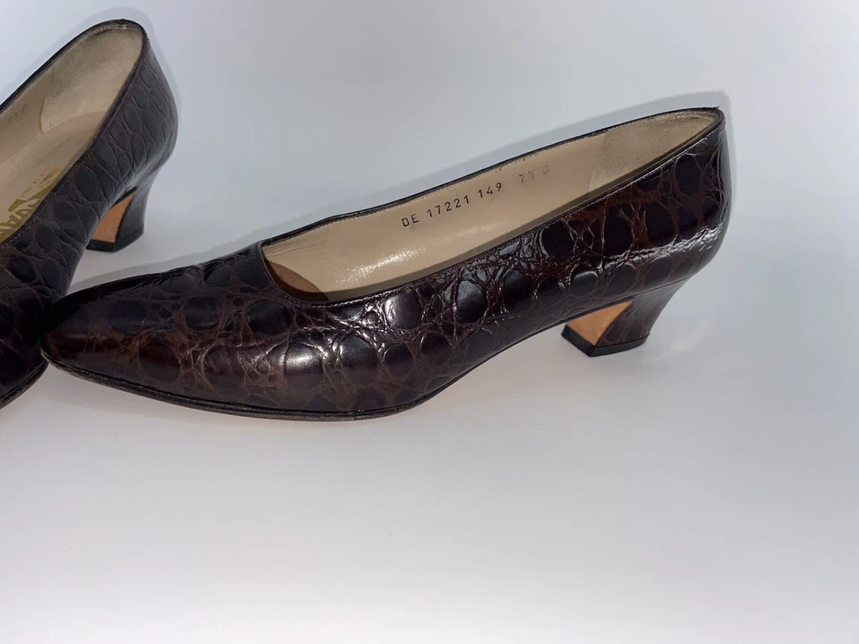 Zapatos de tacón Salvatore Ferragamo con caparazón de tortuga talla 7,5B marrón Md Italia YGI H3S-21 Foto 3 de 4