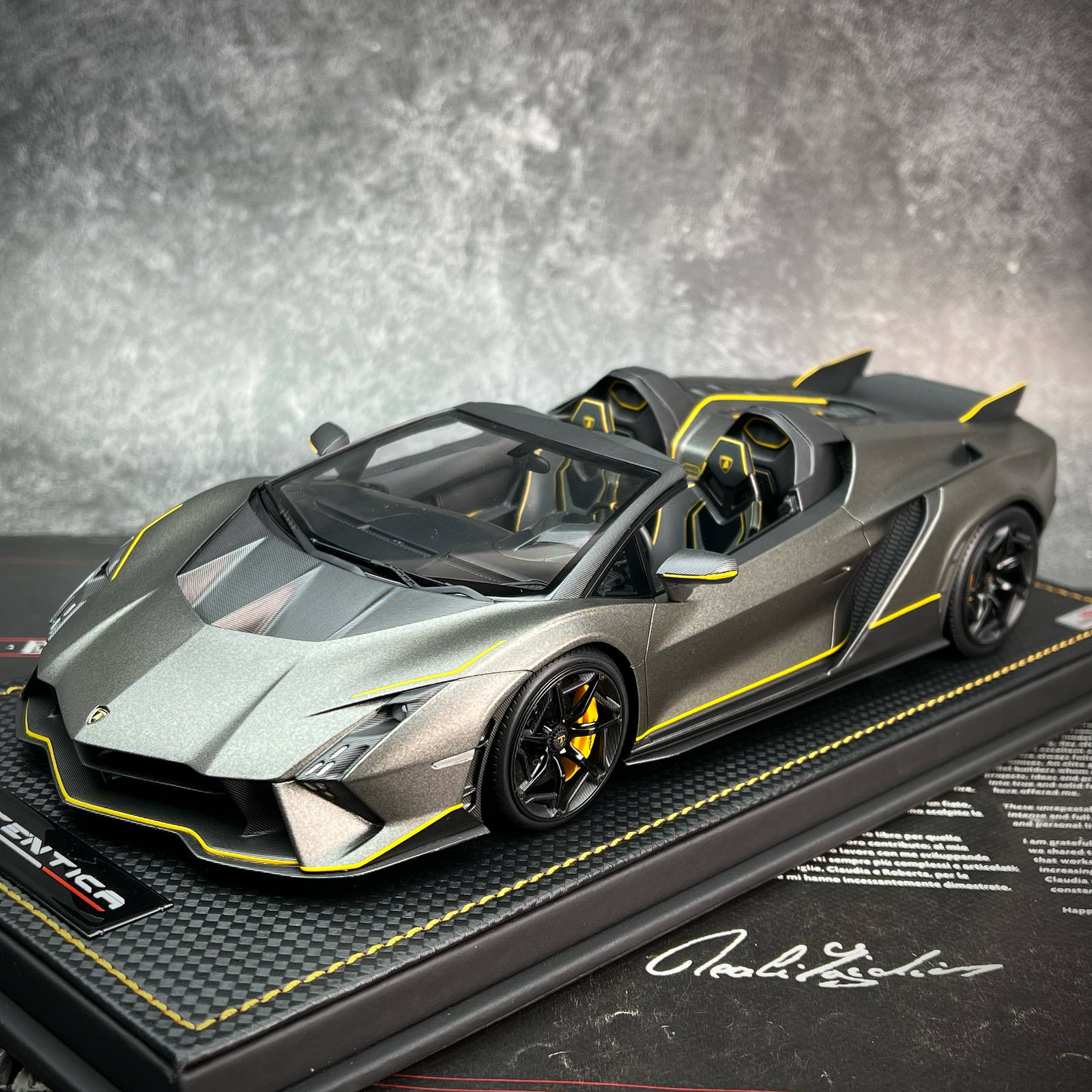 Rare MR 1/18 Lamborghini Autentica Diecast Car Model Resin Collection LAMBO060