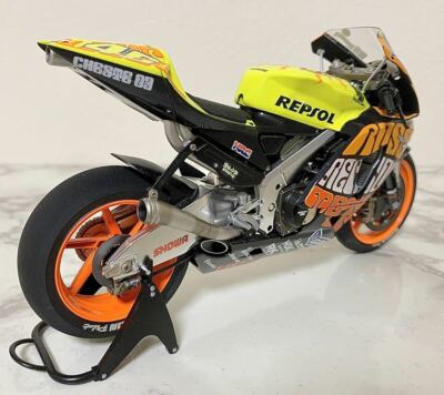 タミヤ　マスターワークコレクション　REPSOL Honda RC211V タミヤ マスターワークコレクション REPSOL Honda RC211V マスター