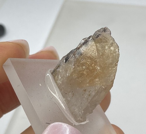 MAGNESIOAXINIT Kristall (4.4gr) Roh Magnesio Axinit / Mg Axinite Crystal - Picture 4 of 5