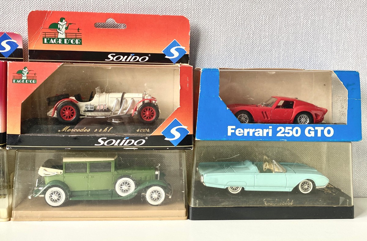 Solido age d'or dans voitures, camions et fourgons miniatures
