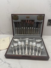 Viners Dubarry Classic Cutlery Set 44-Piece Canteen For 6 Persons & Wooden case