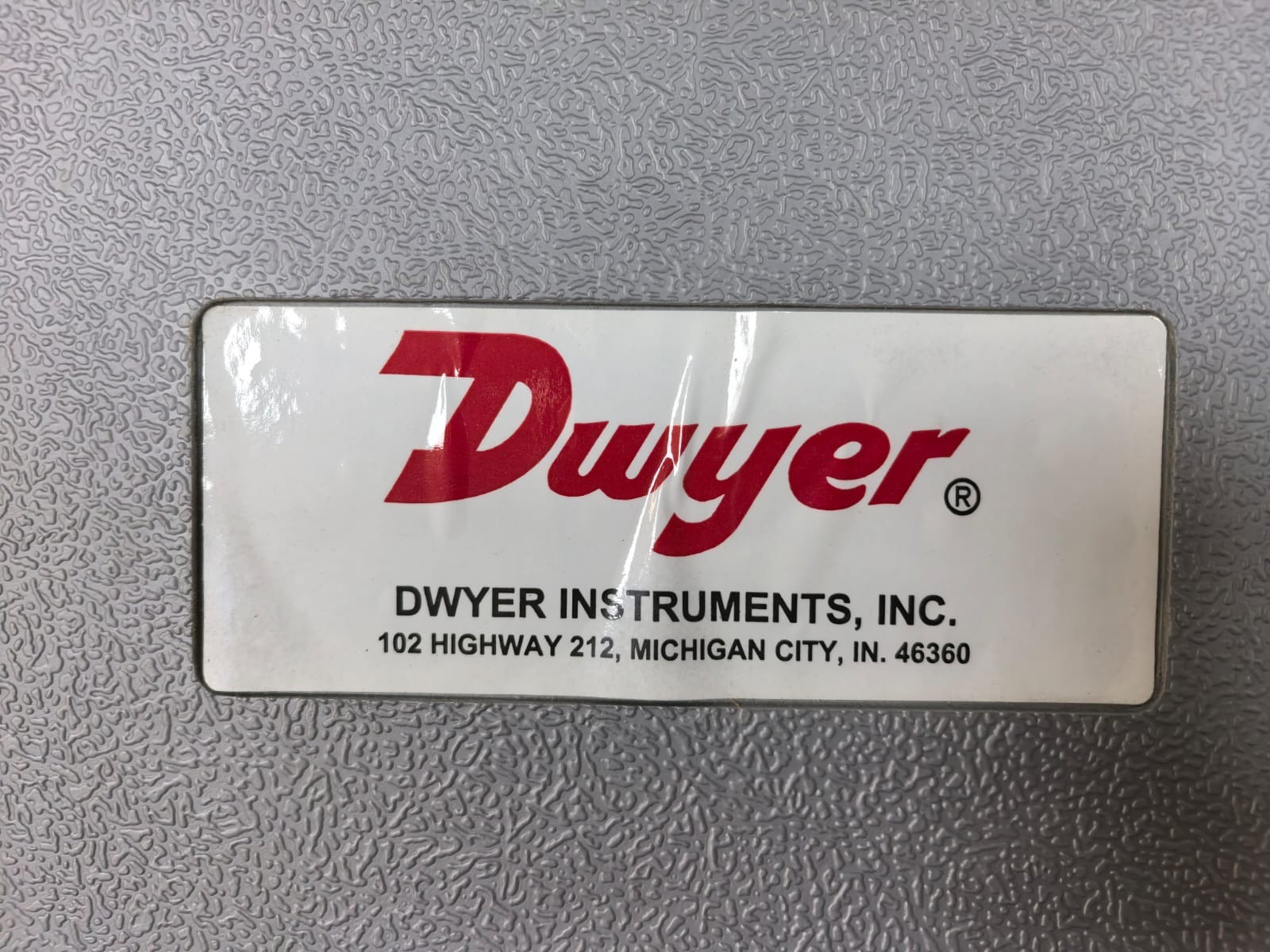 Dwyer SERIES 471 DWYER SERIES 471 THERMO-ANEMOMETER 14