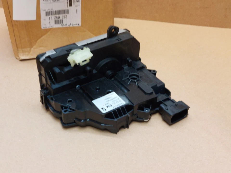 Serratura porta anteriore destra driver Vauxhall Corsa D Meriva B 13258278 originale NUOVO - Immagine 2 di 4