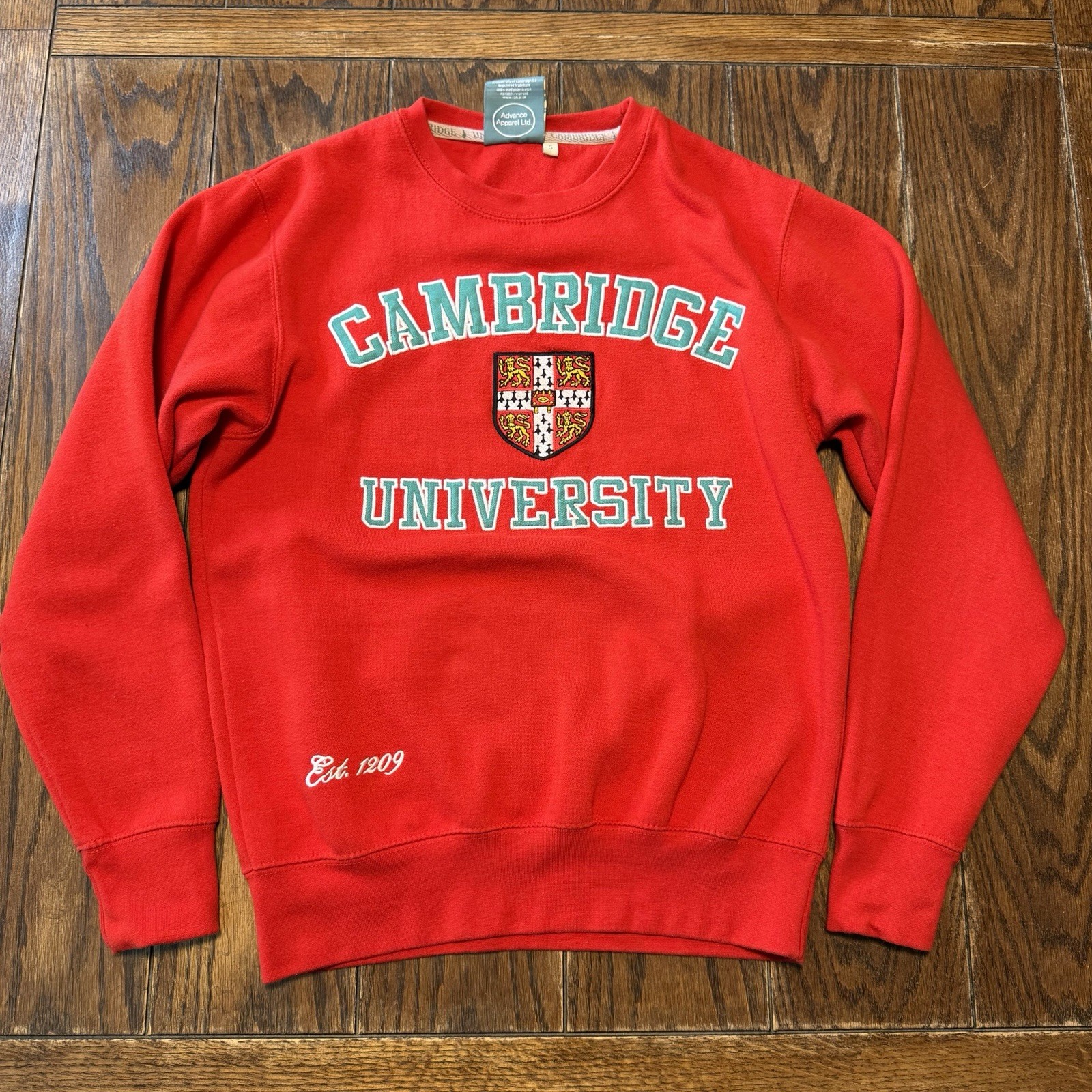Cambridge University Official Burgundy Crewneck Sweatshirt Small Embroidered