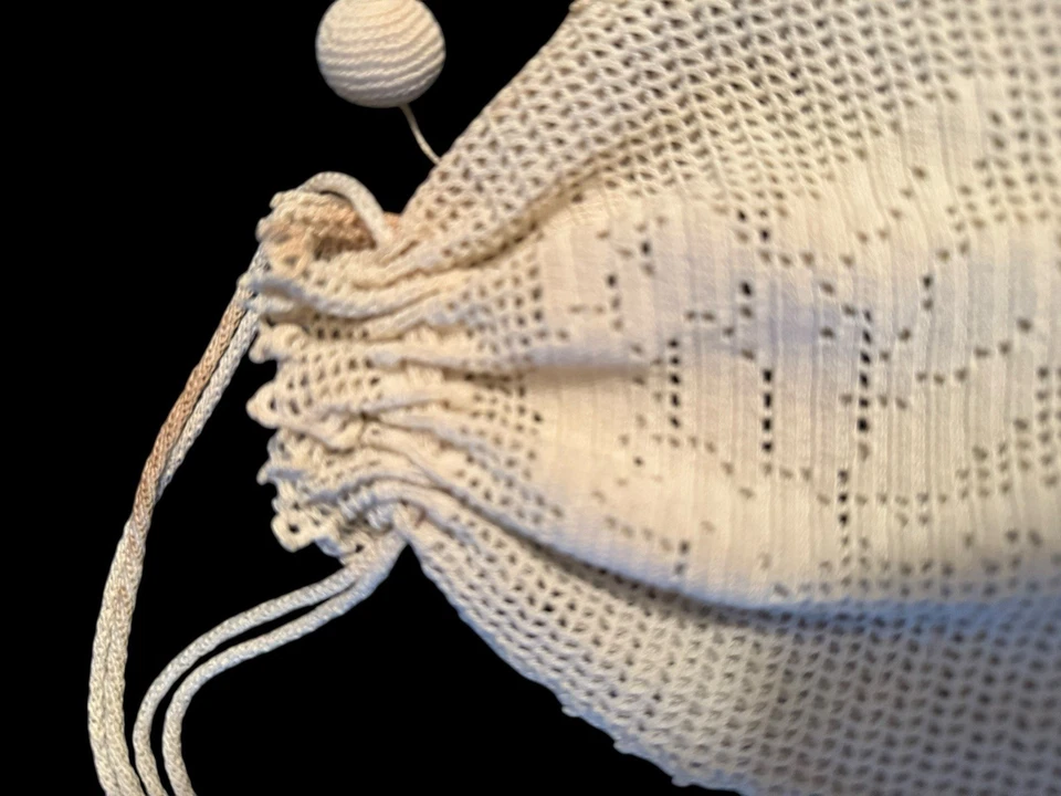 Antiguo Monedero Eduardiano Crochet Retícula Pequeño Bolso de Novia Cordón 1900’s Foto 4 de 4