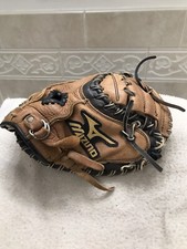 Mizuno GXC-104 31  Boys Fully Broken In Baseball Catchers Mitt Right Hand Throw