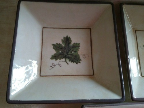 Williams Sonoma Ceramiche Arianna Grape Leaf 8" Bowls Set of 3 - Picture 2 of 10
